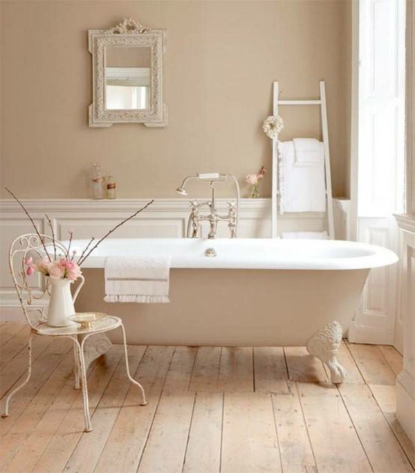 weiße handtuchleiter für barok stil badezimmer