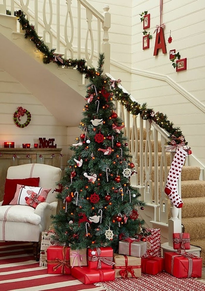 dekoideen weihnachten weihnachtsdekoration treppenhaus gestalten