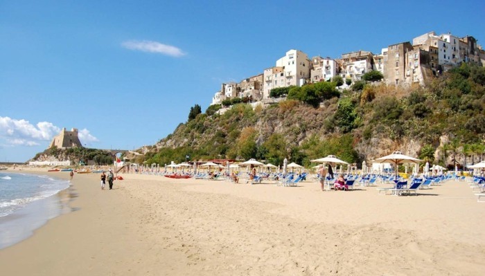 sperlonga strandurlaub italien urlaub in italien