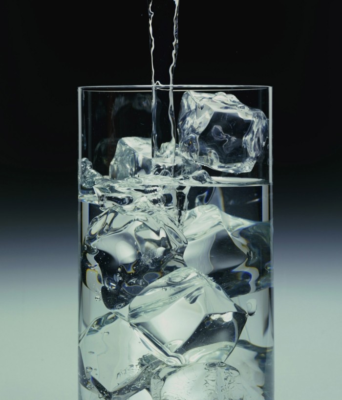 Hautpflege Tipps Lebensmittel Mineralwasser