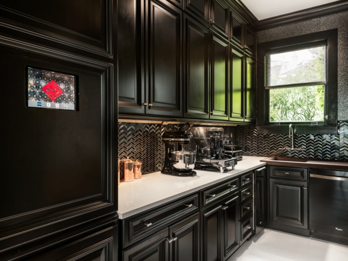 Kücheneinrichtung Trends Ideen Interior Designs Schwarz und Weiß palette