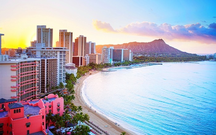 hochzeit hochzeitreiseziele Hawaii Waikiki Strand