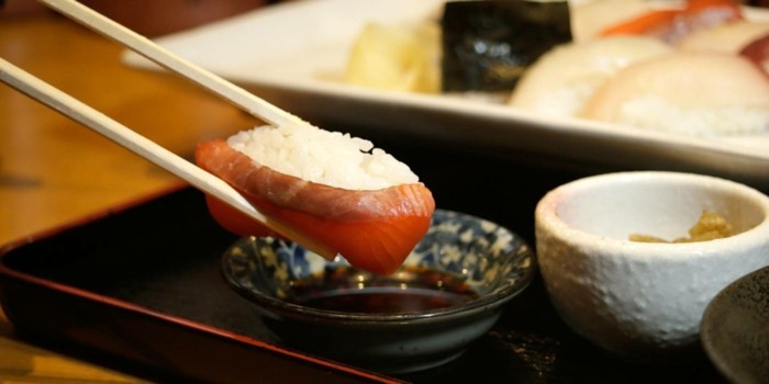 sushuart sashimi richtig essen