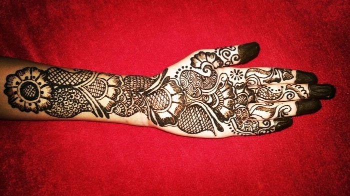 hand tattoo mit henna selber machen