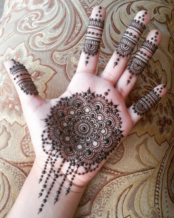 mandala tattoo mit henna