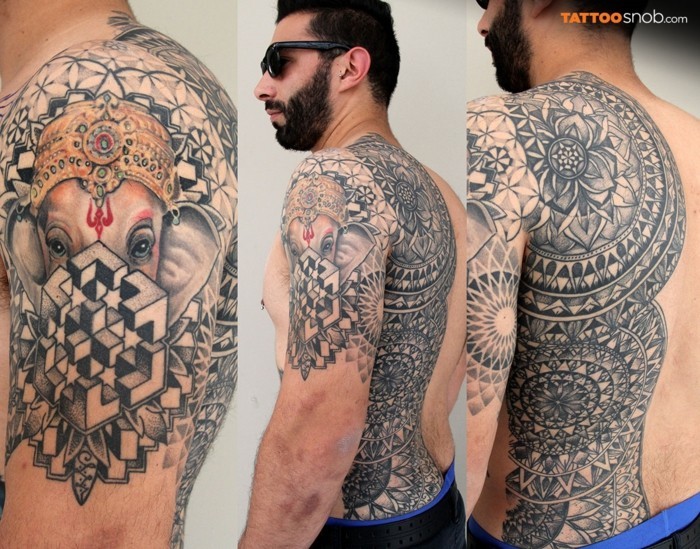 rücken tattoo ideen mit mandala