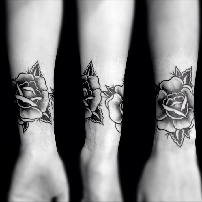 rosen tattoo am handgelenk