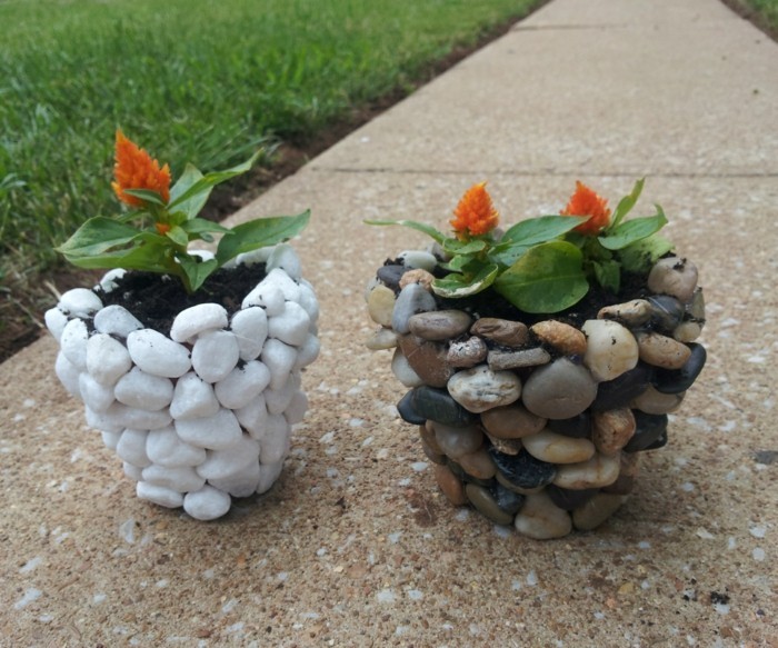 Blumentöpfe aus Steinen