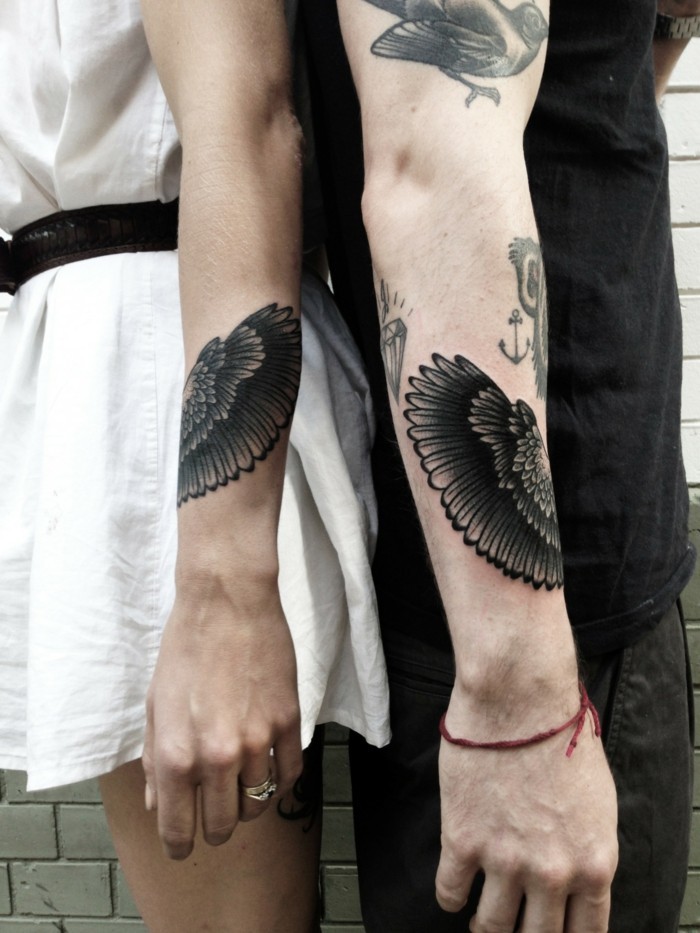 ideen und motive für partner tattoos