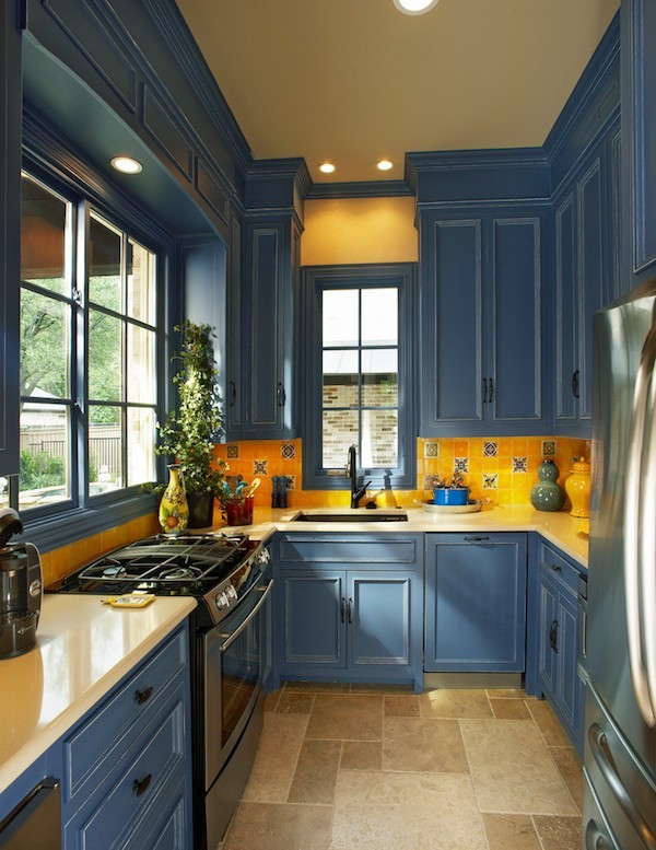elegante Küche in blau tipps