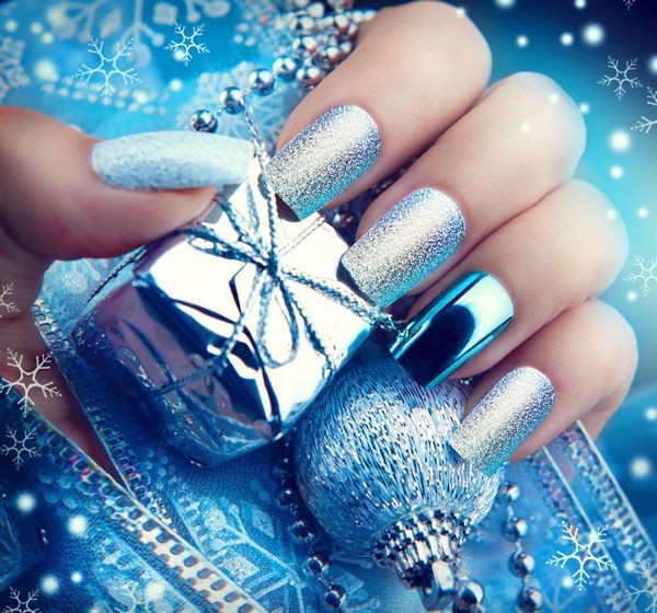 Nageldesign Weihnachten fantastische Nägel Glanz und Glamour