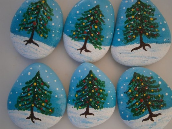 steine dekorieren basteln mit kindern weihnachtsdekoration selber machen