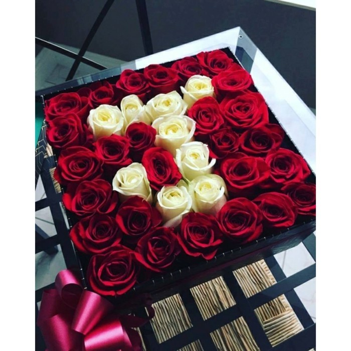 buchstabe rosen in box
