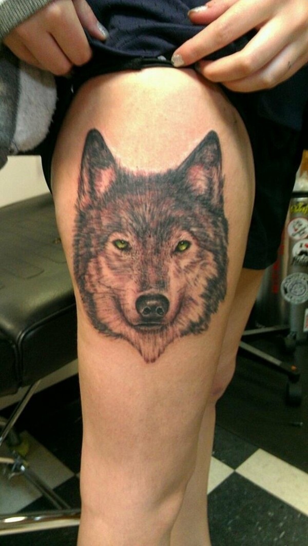 wolf tattoo bedeutung oberschenkel tattoo motive
