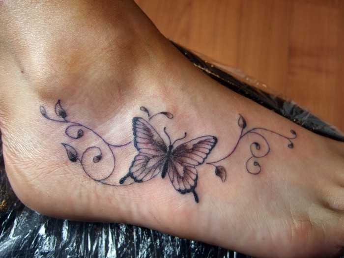 tattoo design fuß tattoo schmetterling tattoo