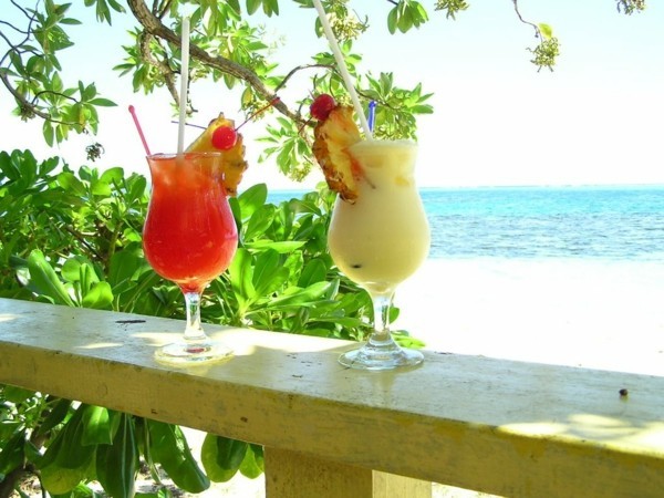 cocktails am strand gesundes leben