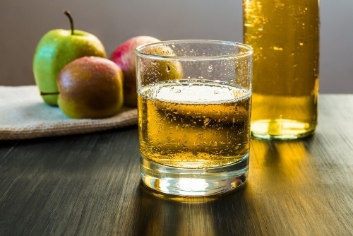 Cider aus Apfelschalen