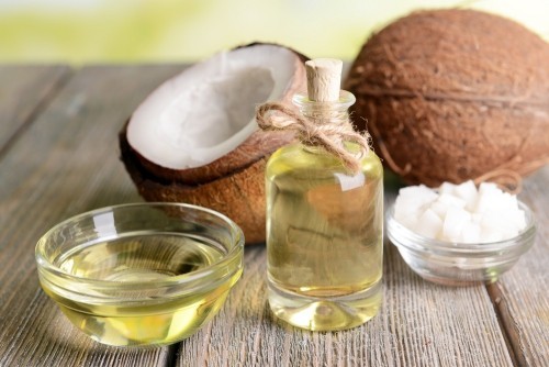 Tipps gegen Halsschmerzen kokosöl