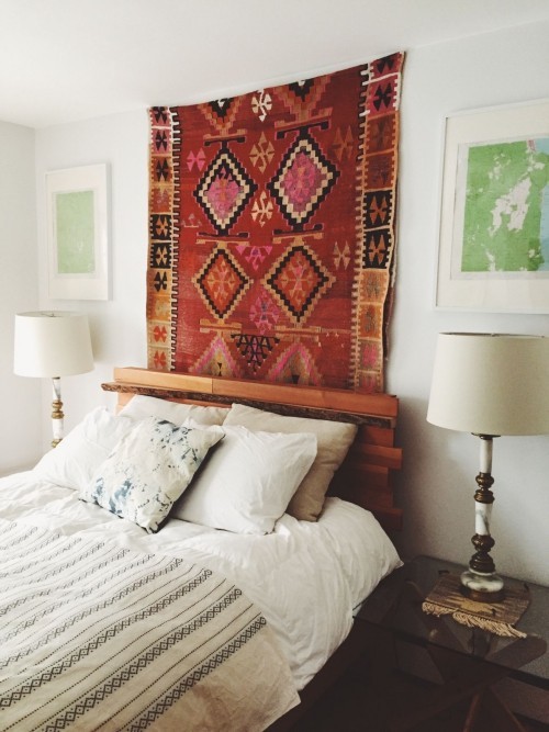 Wandteppiche Schlafzimmer rot geometrisch