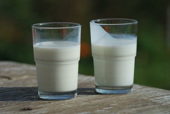 pigmentflecken entfernen buttermilch gesund