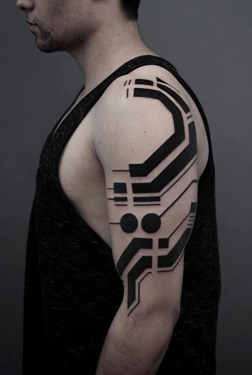 Biomechanik Tattoo cyber punk
