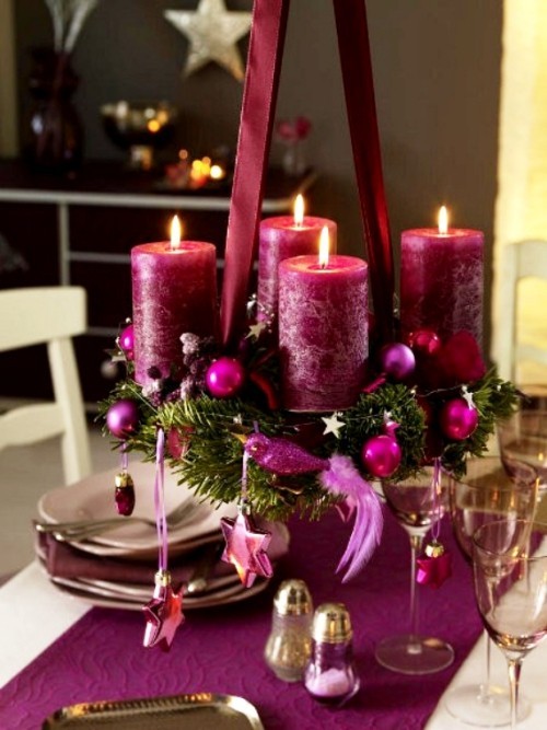 Adventskranz selber basteln lila und rosa deko