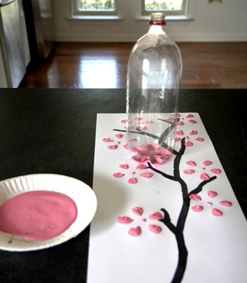 Basteln mit Plastikflaschen malen