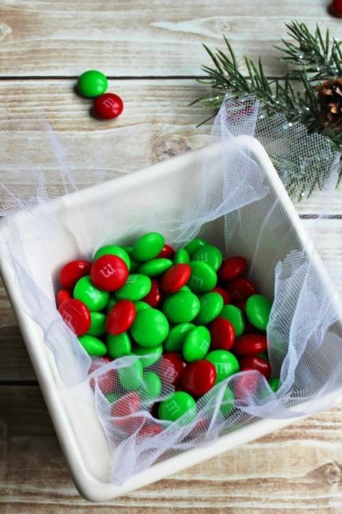 Kreative Weihnachtsgeschenke selber machen bonbons verpacken