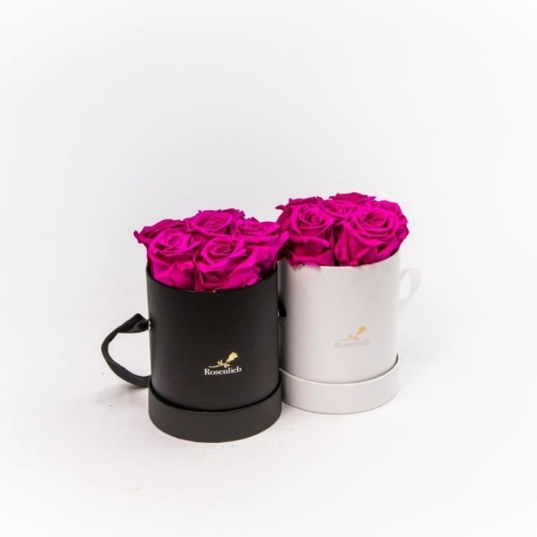 Luxuriöse wunderschöne Rosenbox mittelgroß mit rosaroten rosen