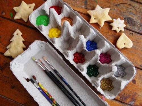 Weihnachtliche Salzteig Ideen farben und glitzer