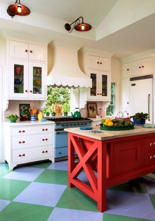 Retro Küche einrichten mit vielen verschiedenen farben und linoleum