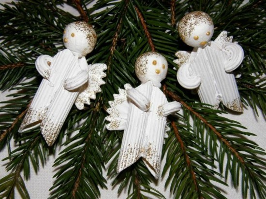 diy weihnachtsdekoration engel basteln mit nudeln