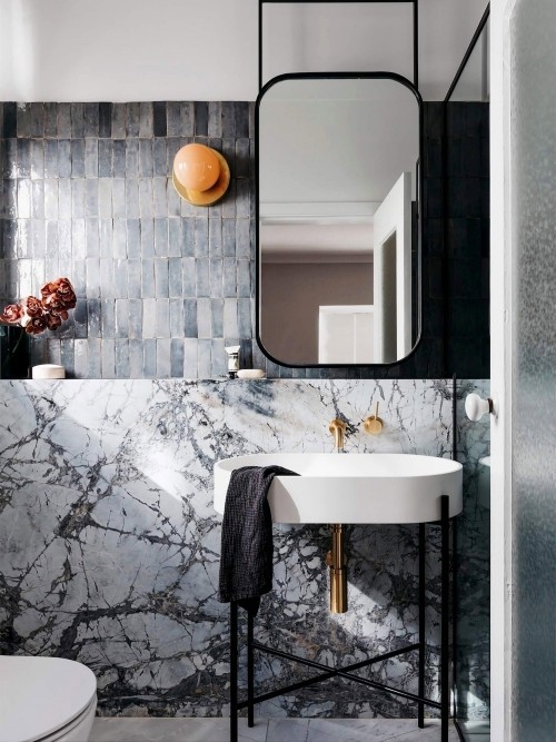 Deko Spiegel Ideen und Tipps hängender spiegel fürs badezimmer