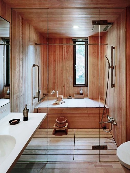 Großes Badezimmer gestalten und das beste Spa-Erlebnis zuhause erleben asiatische badewanne japan inspiriert