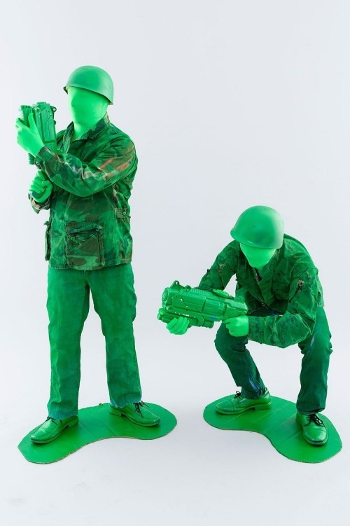Gruppenkostüme Karneval grüne soldaten spielzeug für große gruppen