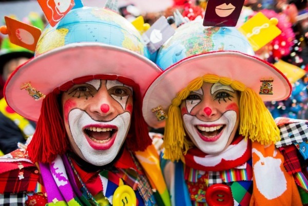 Kölner Karneval 2019 clown kosüme paar