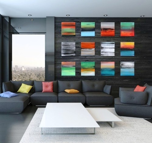 Abstrakte und moderne Kunstrichtung harmonie durch wurfkissen im wohnzimmer bilderwand