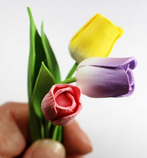 80 frische frühlingshafte Ideen zum Tulpen basteln blumen aus fimo polymer selber machen