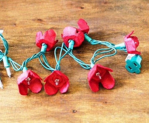 80 frische frühlingshafte Ideen zum Tulpen basteln lichterkette mit roten eierkartons