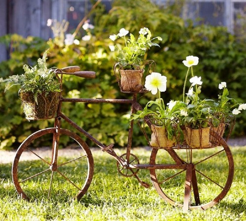 95 rostige Gartendeko Ideen für ein bezauberndes Vintage Exterieur altes fahrrad zum neuen leben erwecken