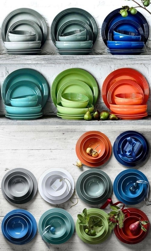Buntes Geschirr bringt sommerliche Freude und Stimmung auf den Tisch pastellfarben keramik sets