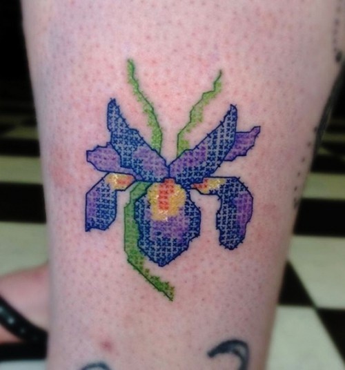 60 wunderschöne Kreuzstich Tattoos zum Inspirieren orchidee am beim weiblich schön