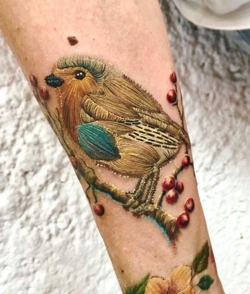 60 wunderschöne Kreuzstich Tattoos zum Inspirieren rotkehlchen süß vogel schön