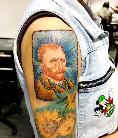 60 wunderschöne Kreuzstich Tattoos zum Inspirieren vincent van gogh porträt