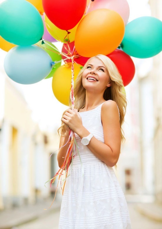 Geschenke für Frauen zum Geburtstag ballons bunt schön lustig