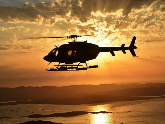 Geschenke für Frauen zum Geburtstag sonnenuntergang helikopter rundflug