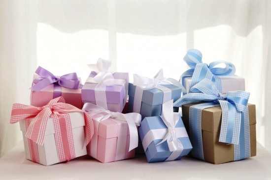 Top 5 Geschenke für werdende Mütter, die sie auch tatsächlich brauchen geschenke für das baby und die mutter