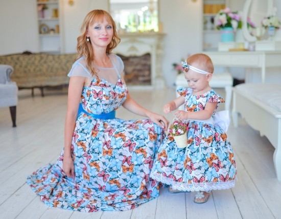 100 tolle Mutter Tochter Kleid Ideen und Styling Tipps florales kleid für mama und baby