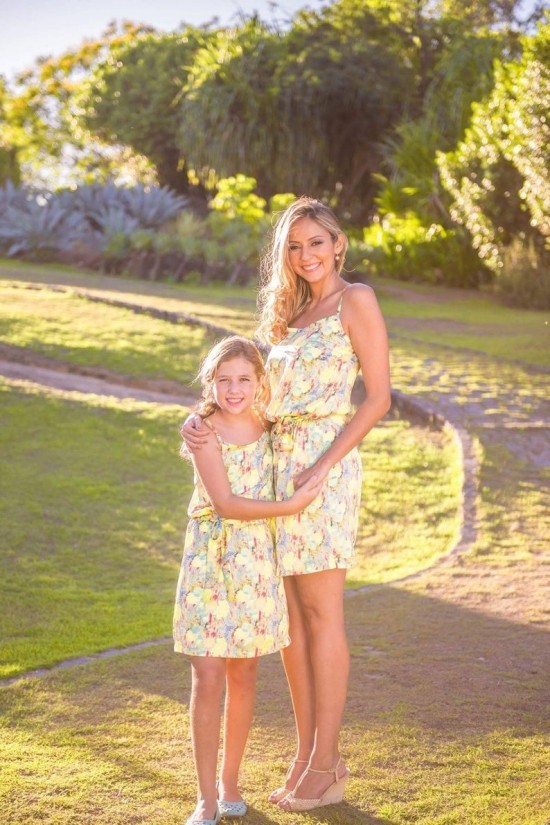100 tolle Mutter Tochter Kleid Ideen und Styling Tipps gelbes sommerkleid floral leicht