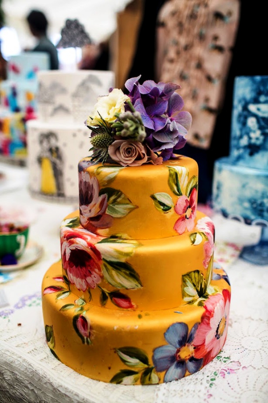 80 Hochzeitstorten-Deko Ideen und Tipps hand bemalte blumen gelbe torte